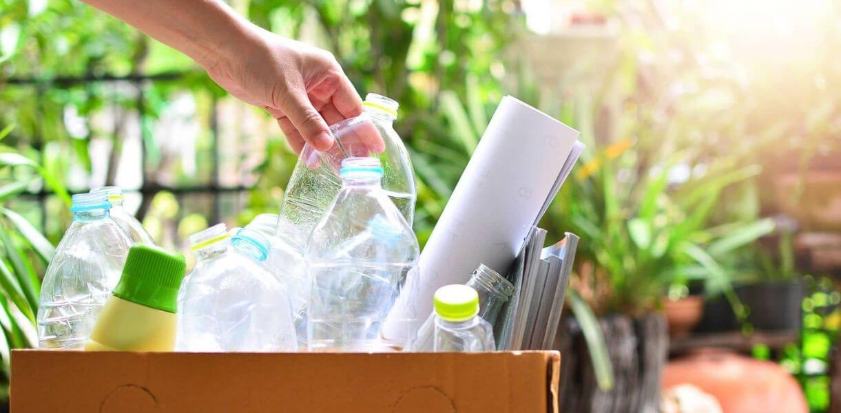 #UCIgreen: Devo lavar os plásticos antes de reciclar?